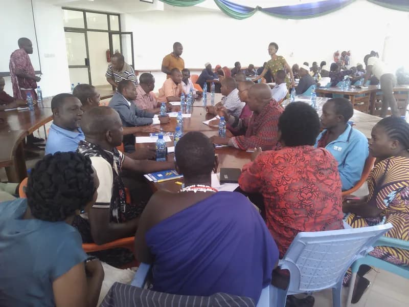 Inside a peace-building cluster meeting